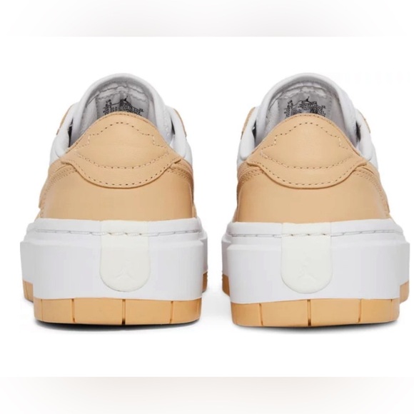 Wmns Air Jordan 1 Elevate Low 'White Onyx' Size 8 - Picture 3 of 8